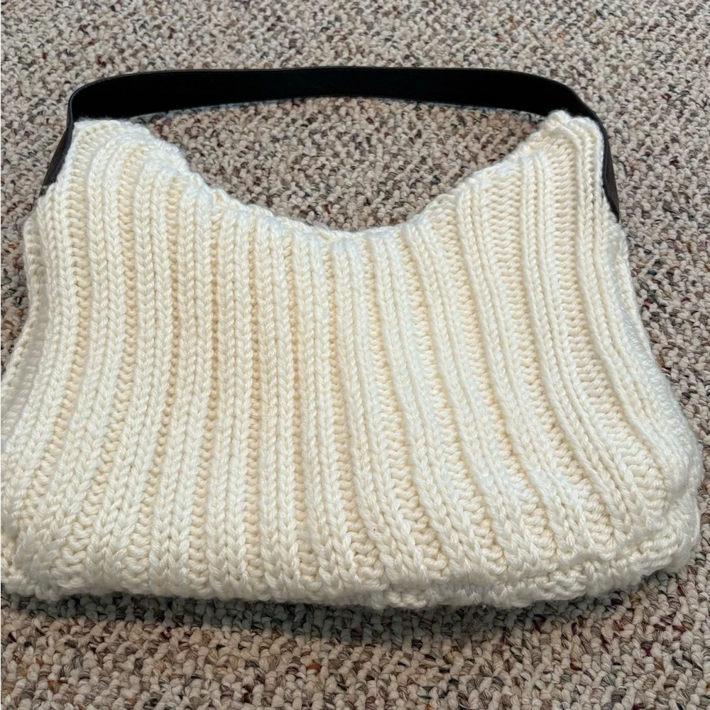 Cozy Knit Shoulder Bag in Cream With Pom Poms